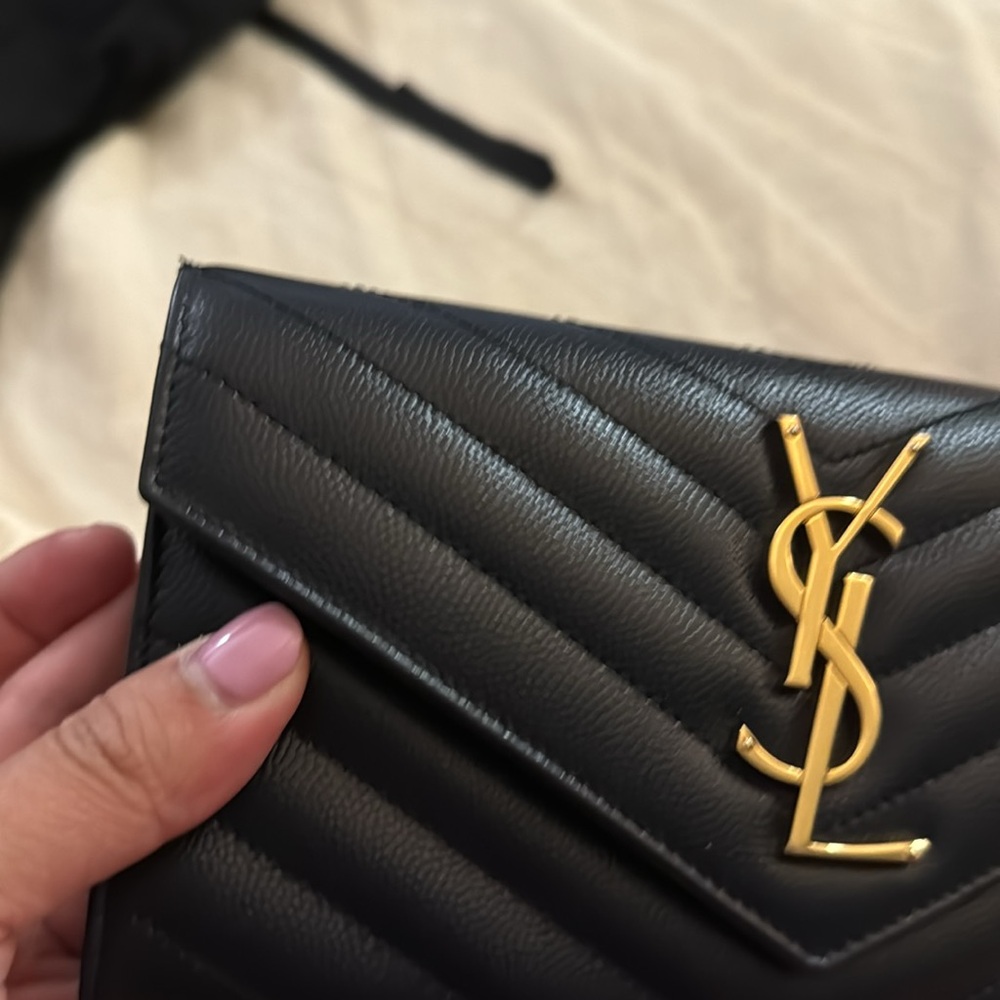 ❌SOLD❌EUC Authentic Saint Laurent Monogram Matelasse Leather Wallet Navy Blue - Picture 11 of 13